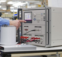 Трехфазный калибратор электрической мощности Fluke 6003A/E 230